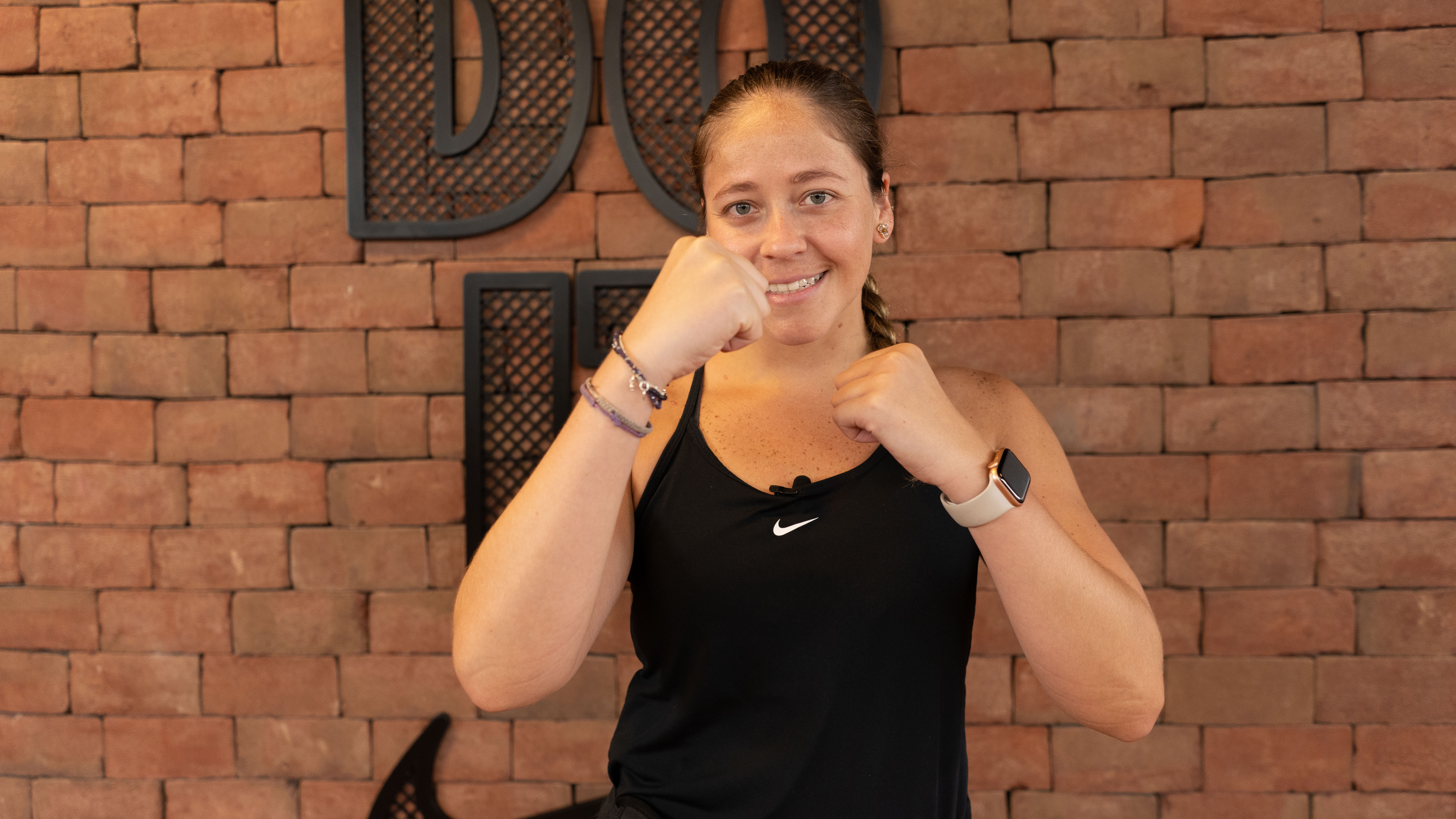 45 minutos KO con Vane Velit 