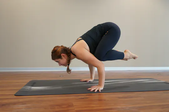 SEMANA 04 | Día 05 | POWER SOUL YOGA con Daniella Castratt