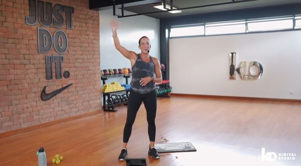 55 minutos KO con Mariana Bracale