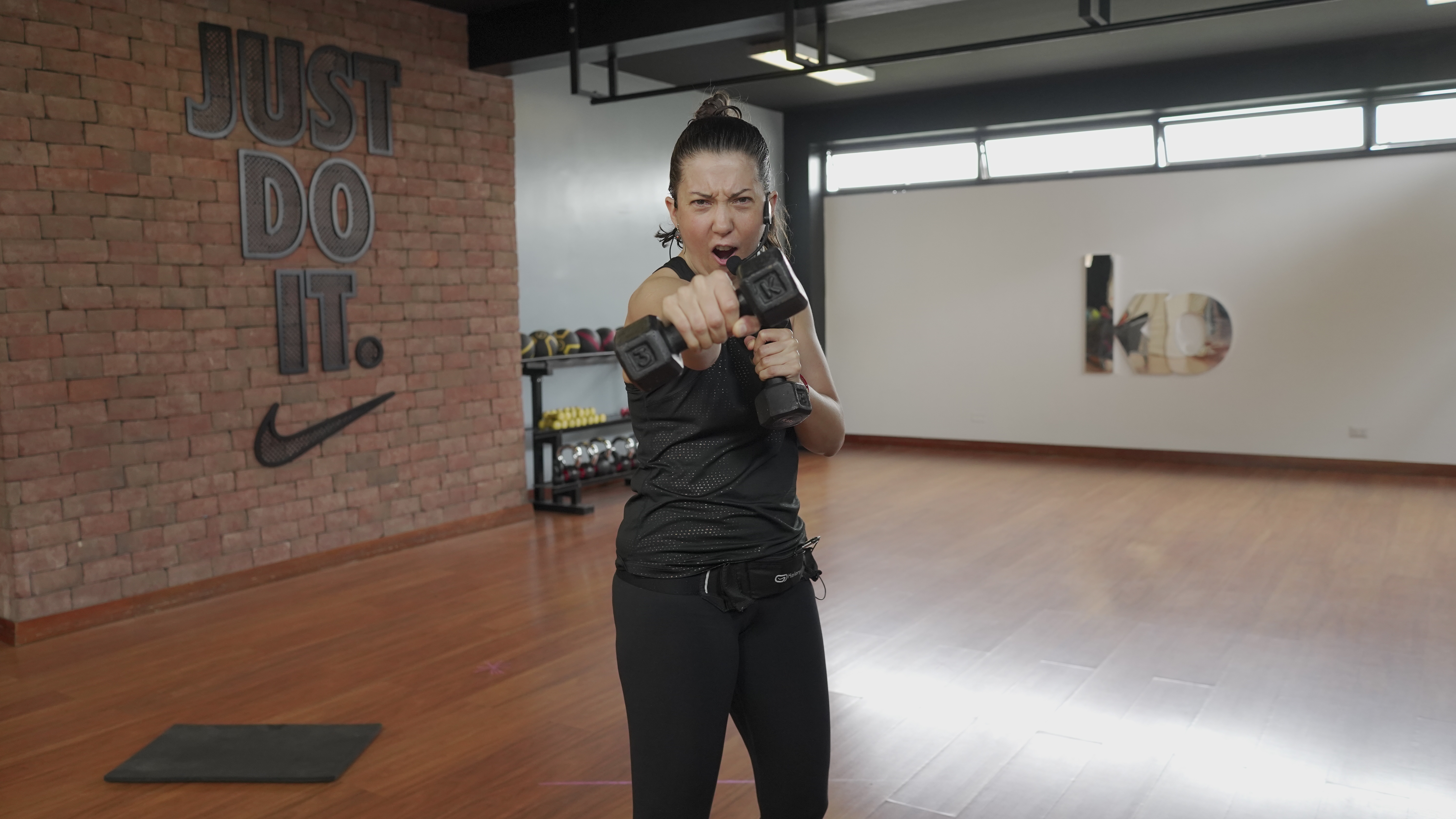 45 min KO + NTC  con Claudia Peschiera | Lower Body