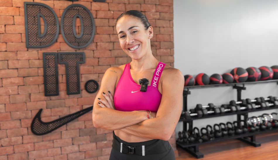 Patada Posterior con Claudia Ugarteche