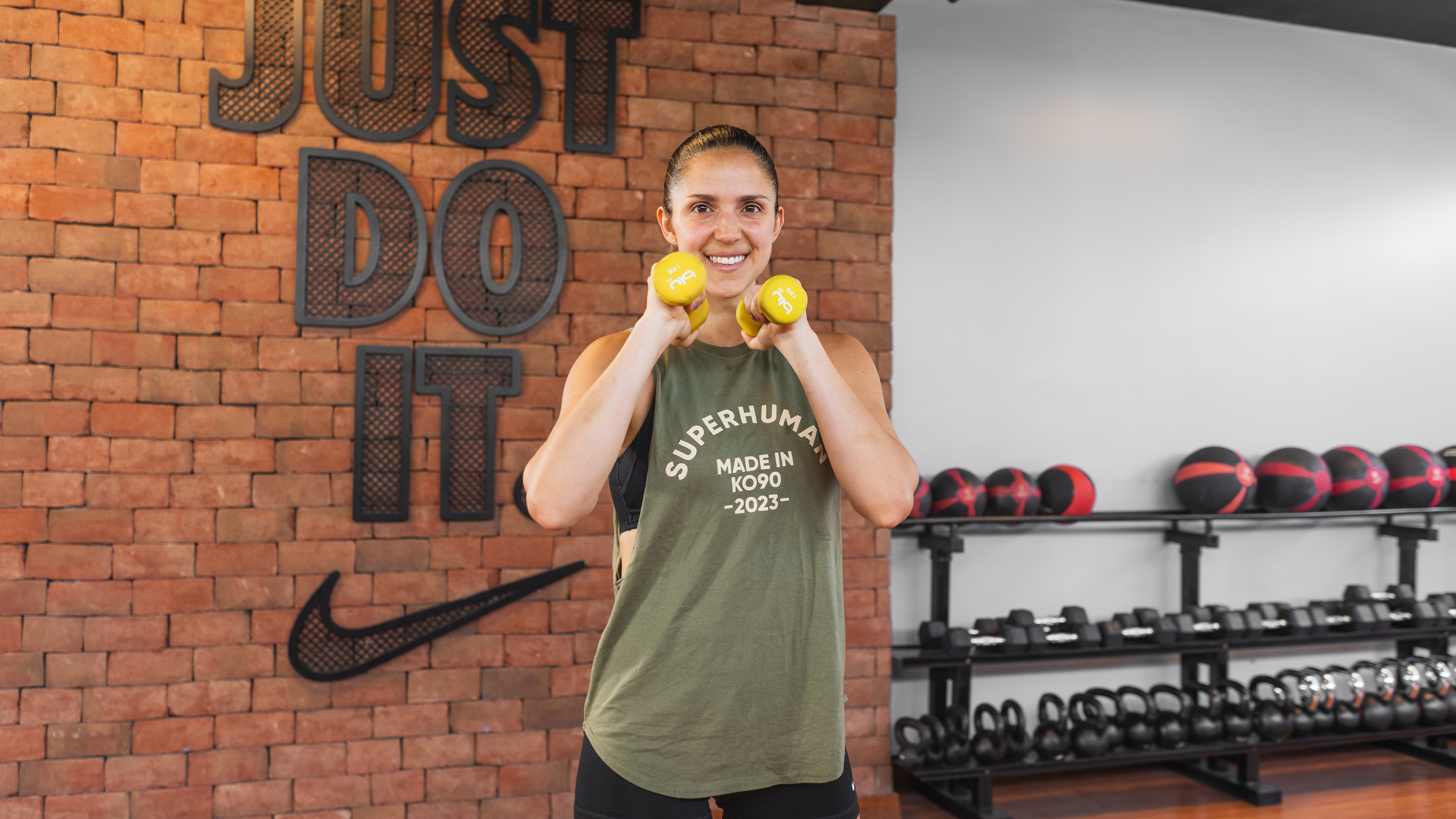 30 minutos KO con Karina Brain