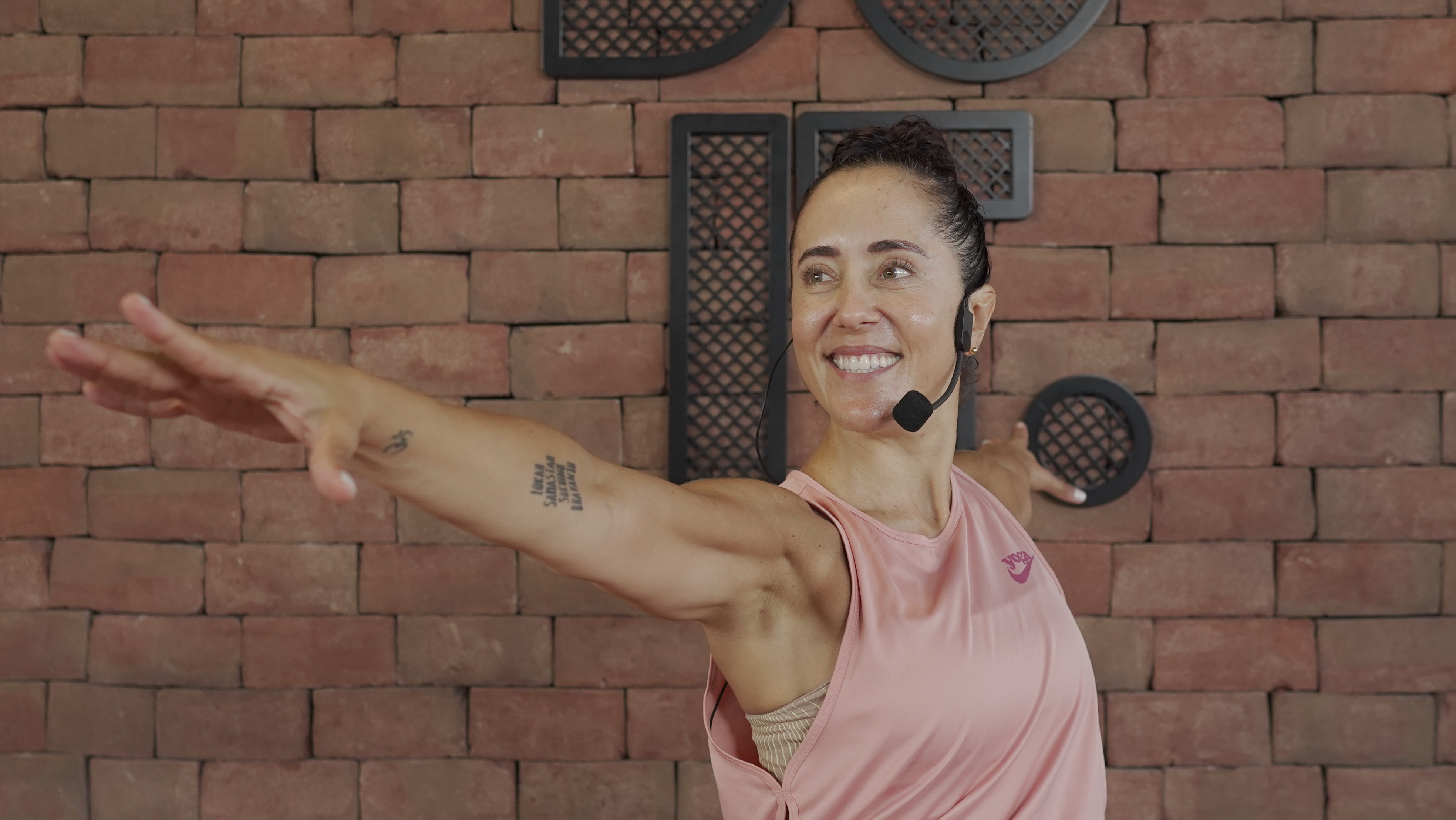 25 minutos SOUL YOGA RECOVERY con Ale Llosa 