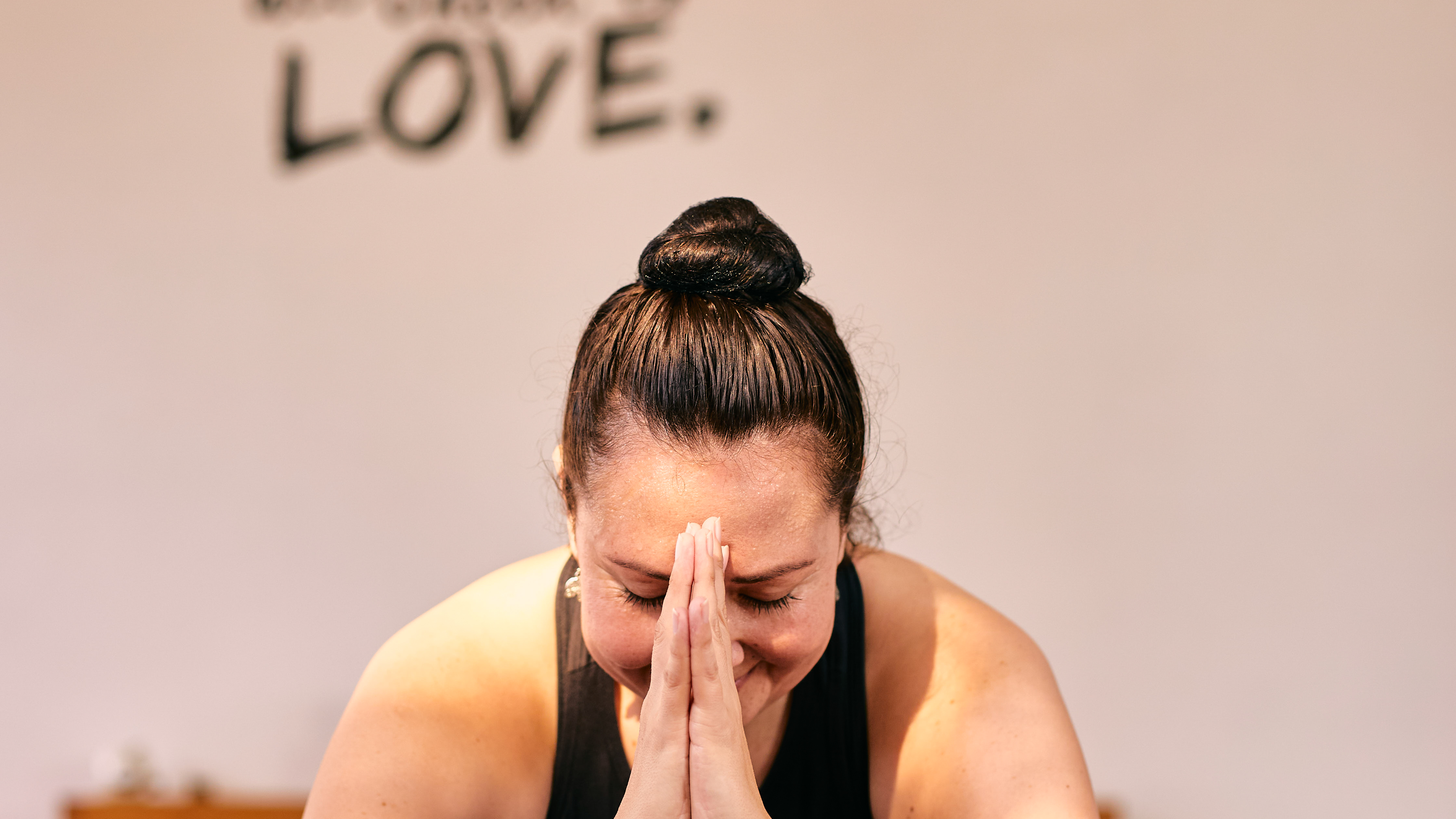 20 minutos SOUL YOGA HEALING con Isa Montes | Calma antes de ir a dormir