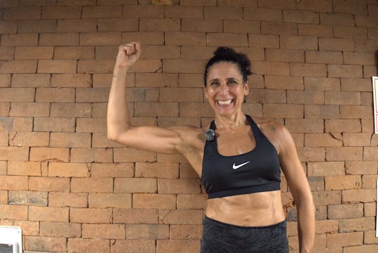 SEMANA 06 | Día 03 | CORE STRENGHT & FIRE ABS con Frances Mitre