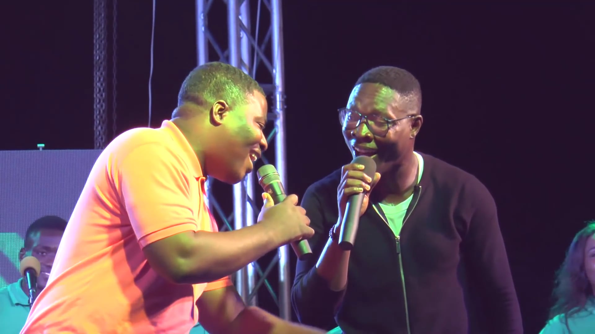 CLOSER - AKESSE BREMPONG Feat CALVIS HAMMOND 