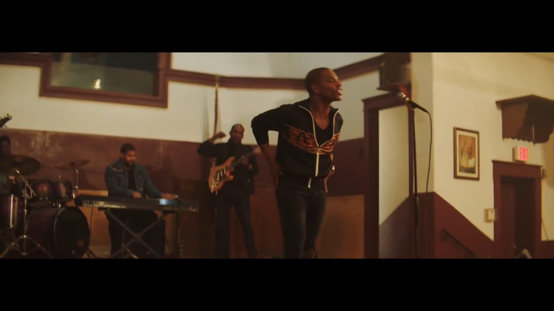 LOVE THEORY - KIRK FRANKLIN