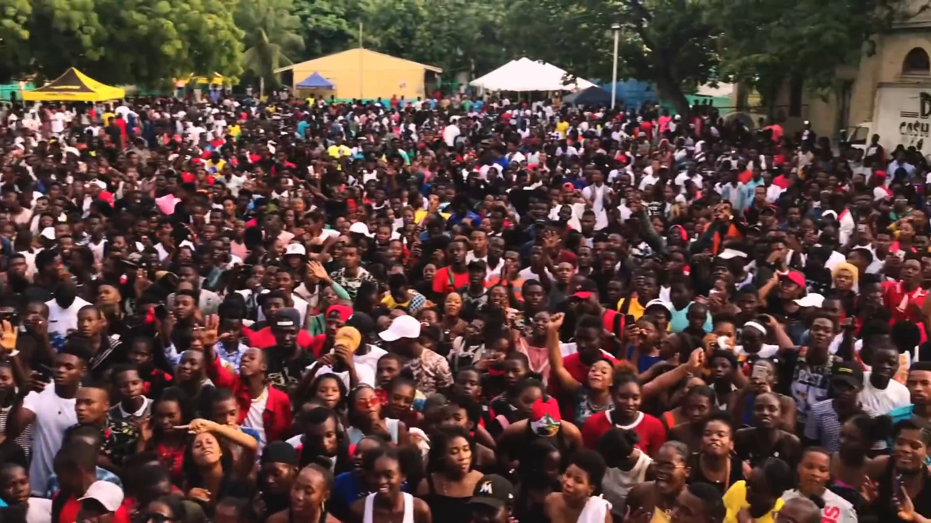 L'AVENTURE CONTINUE - TROUBLEBOY HITMAKER 