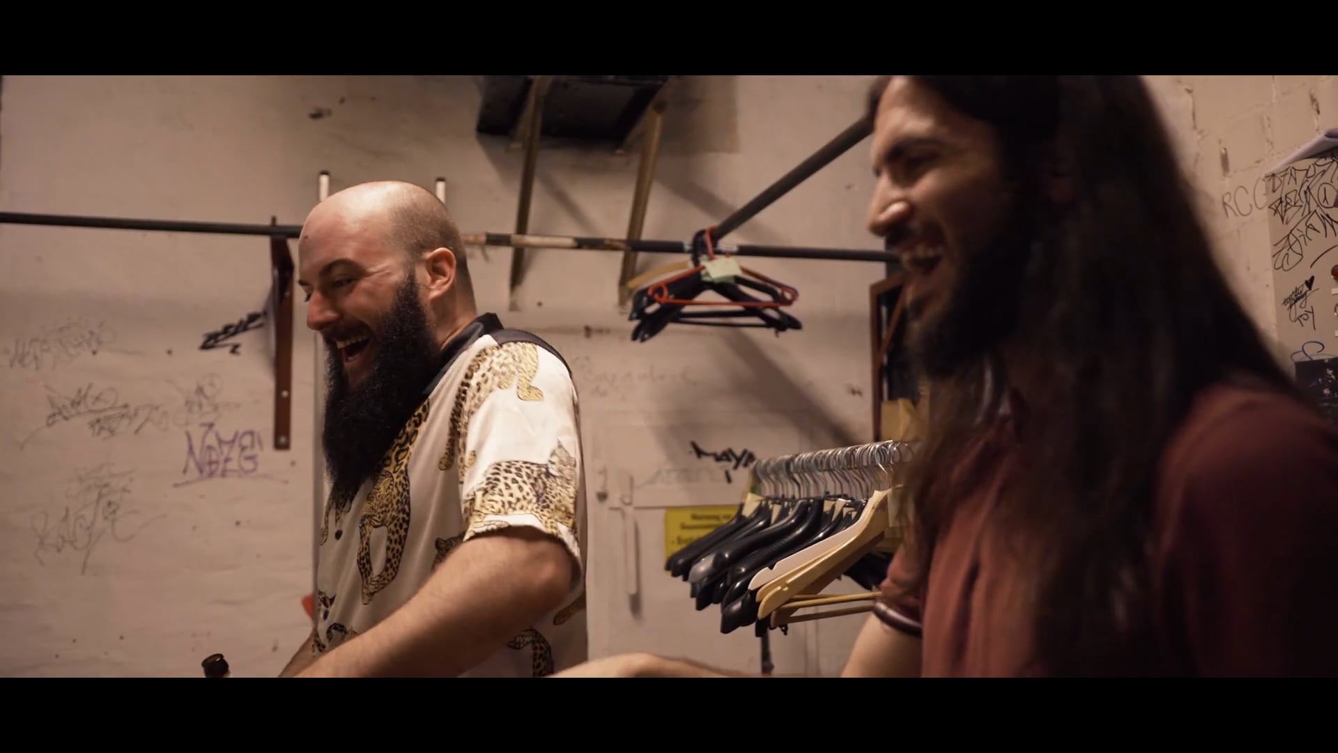 LOVE IS THE DEVIL - THE SKINTS Feat JESSE ROYAL