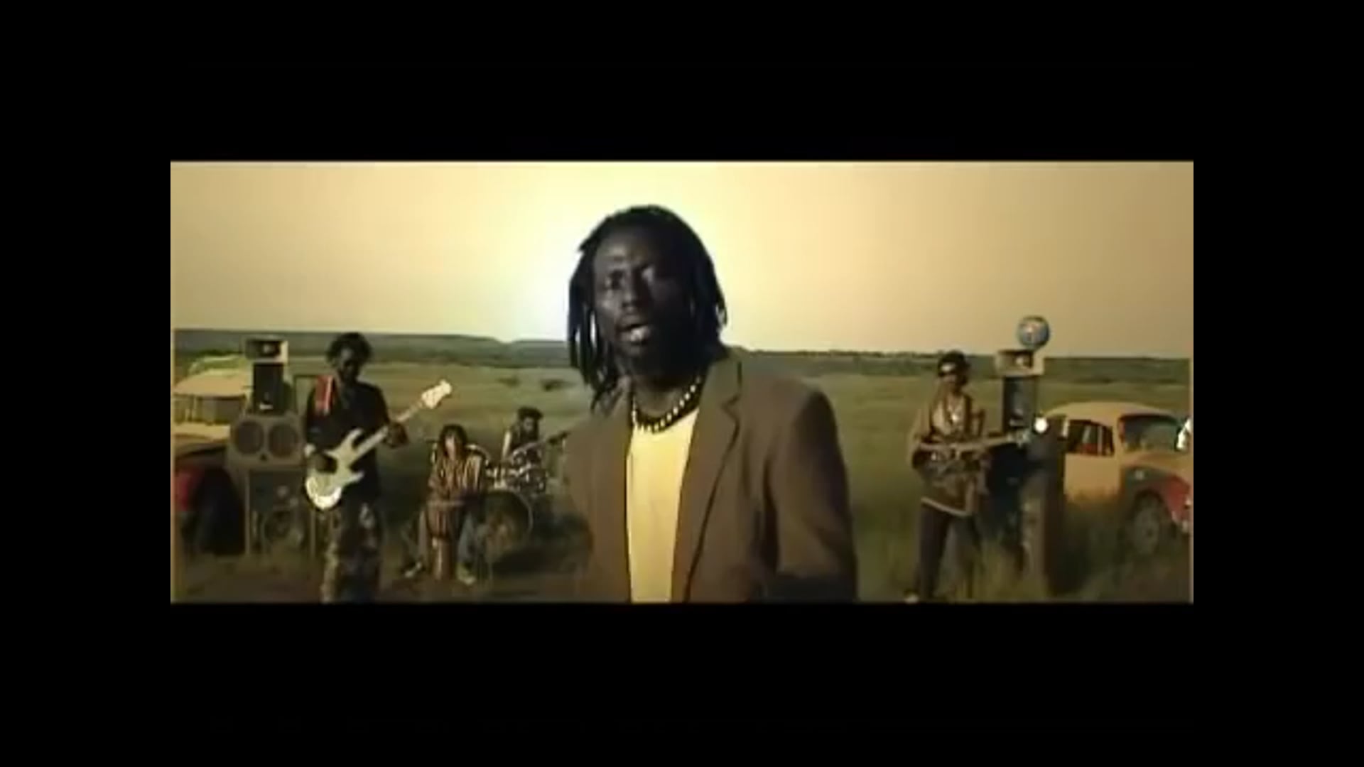PLUS RIEN NE M'ETONNES - TIKEN JAH FAKOLY
