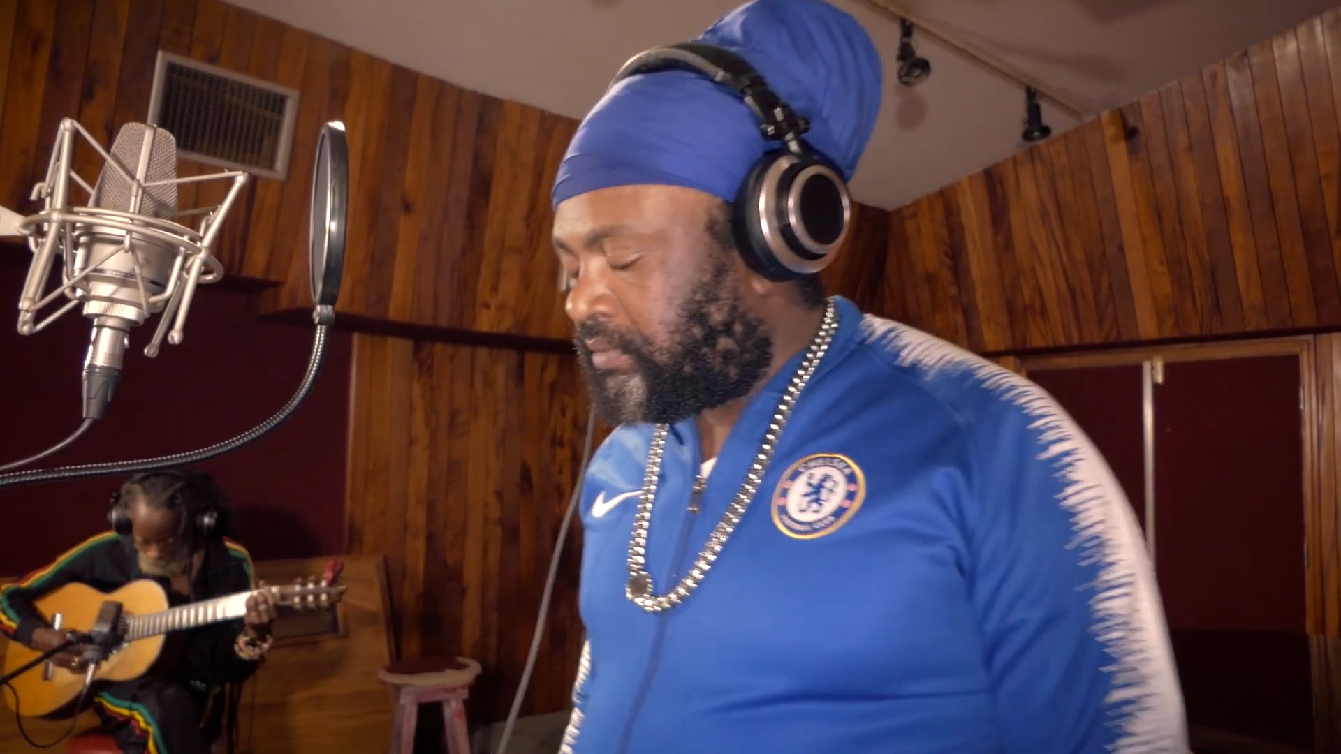 SOUL CRY  - FANTAN MOJAH Feat EARL CHINNA SMITH