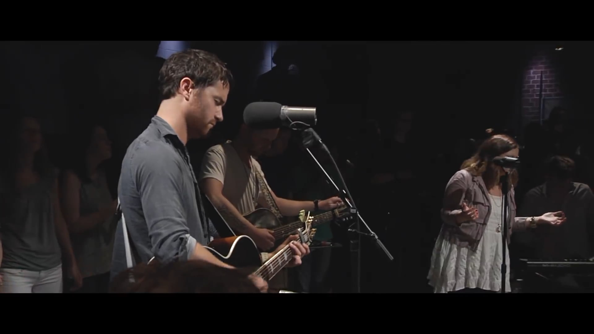 GOOD GOOD FATHER - HOUSEFIRES Feat PAT BARRETT