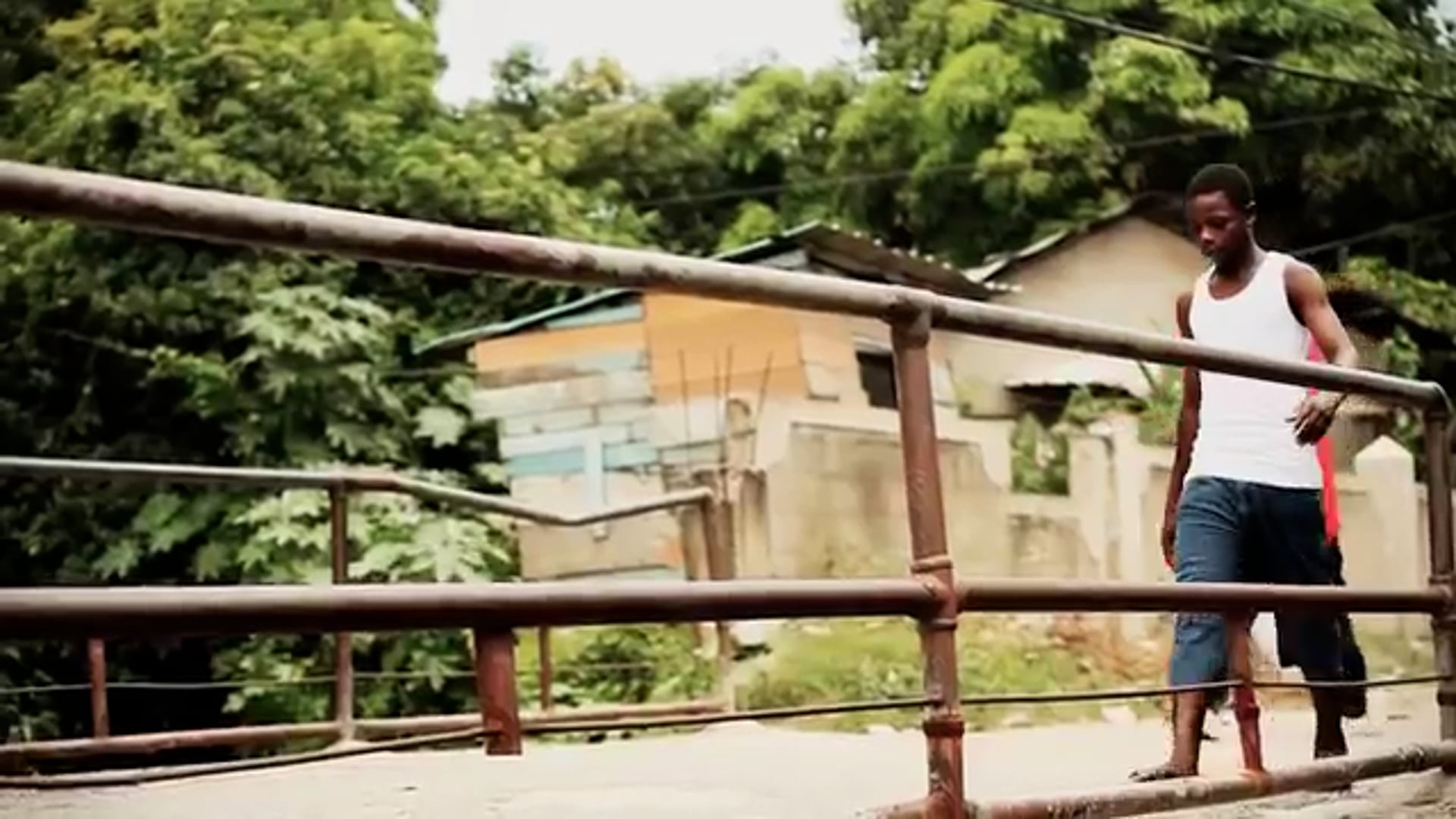 SUMMN'A GUH GWAAN - BUSY SIGNAL Feat BOUNTY KILLER 