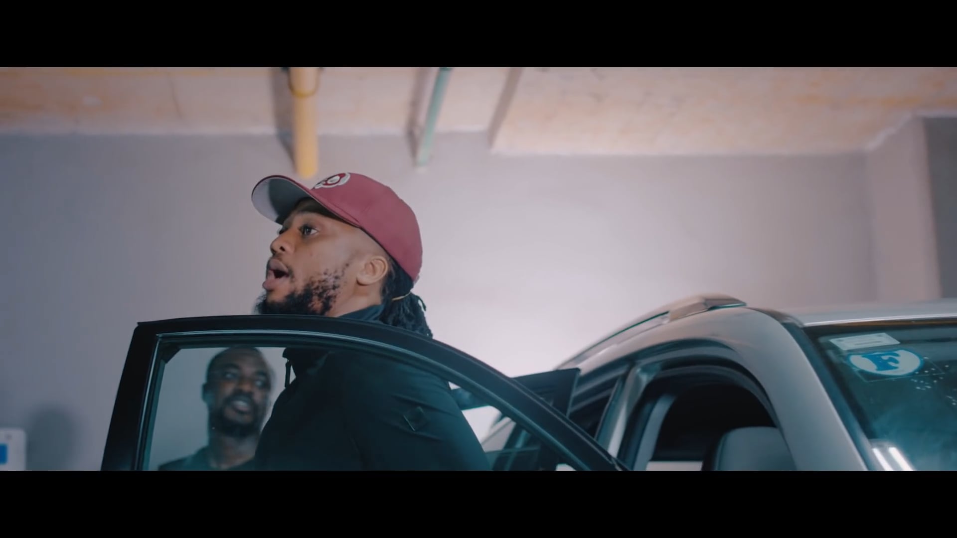 BAM BAM - NINIOLA Feat DJ CROWND KONTROLLER