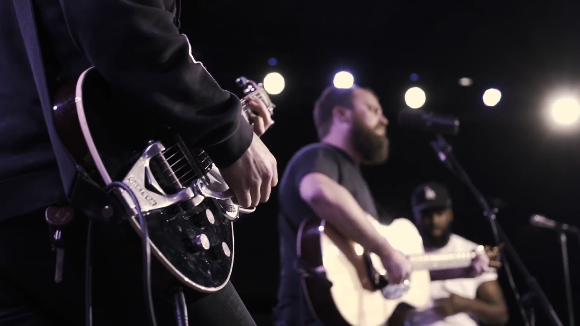 FRESH FIRE - HOUSEFIRES Feat TONY BROWN, MARYANNE J. GEORGE