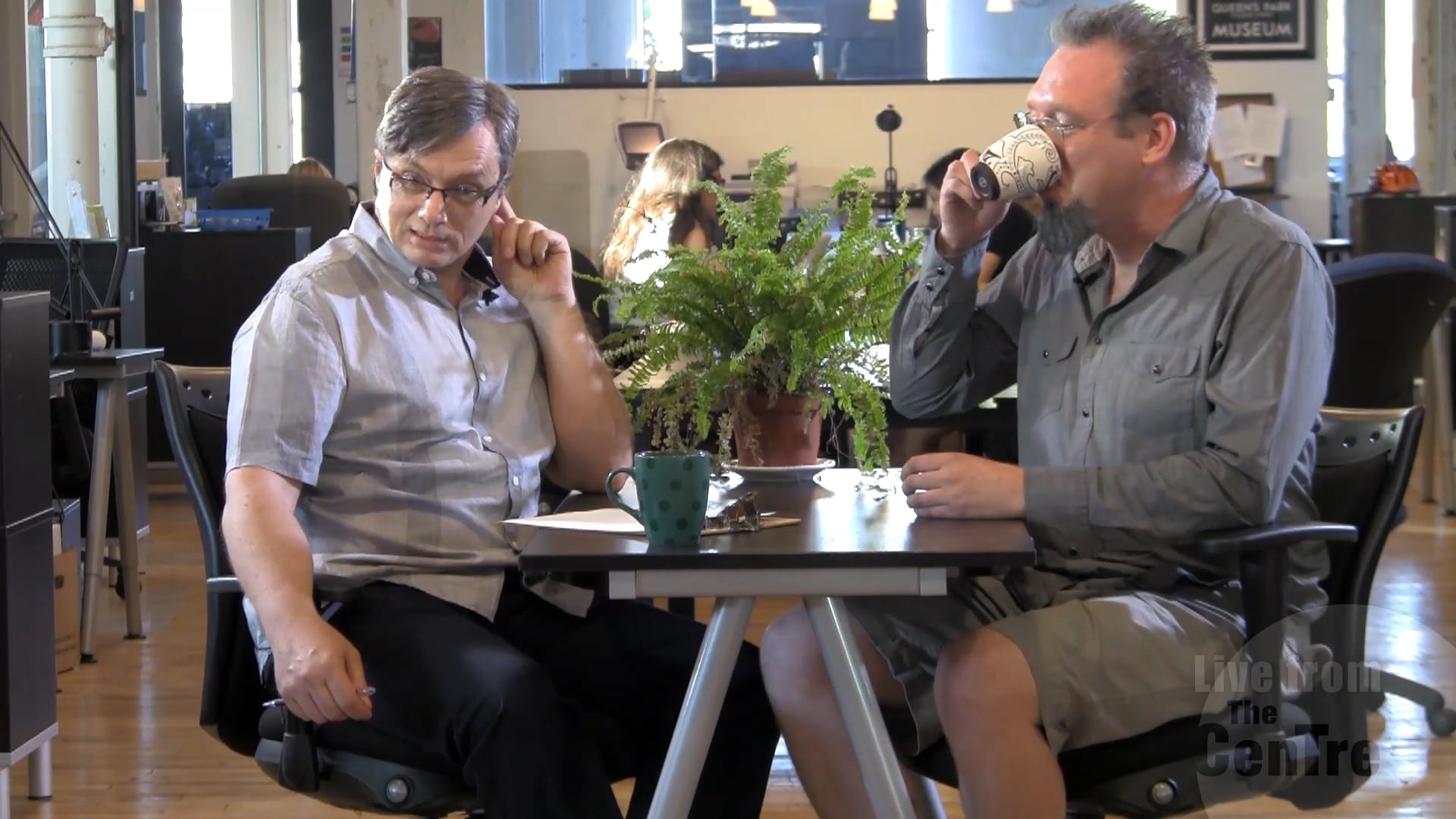 Live From the Centre 1x03 Earthmouth