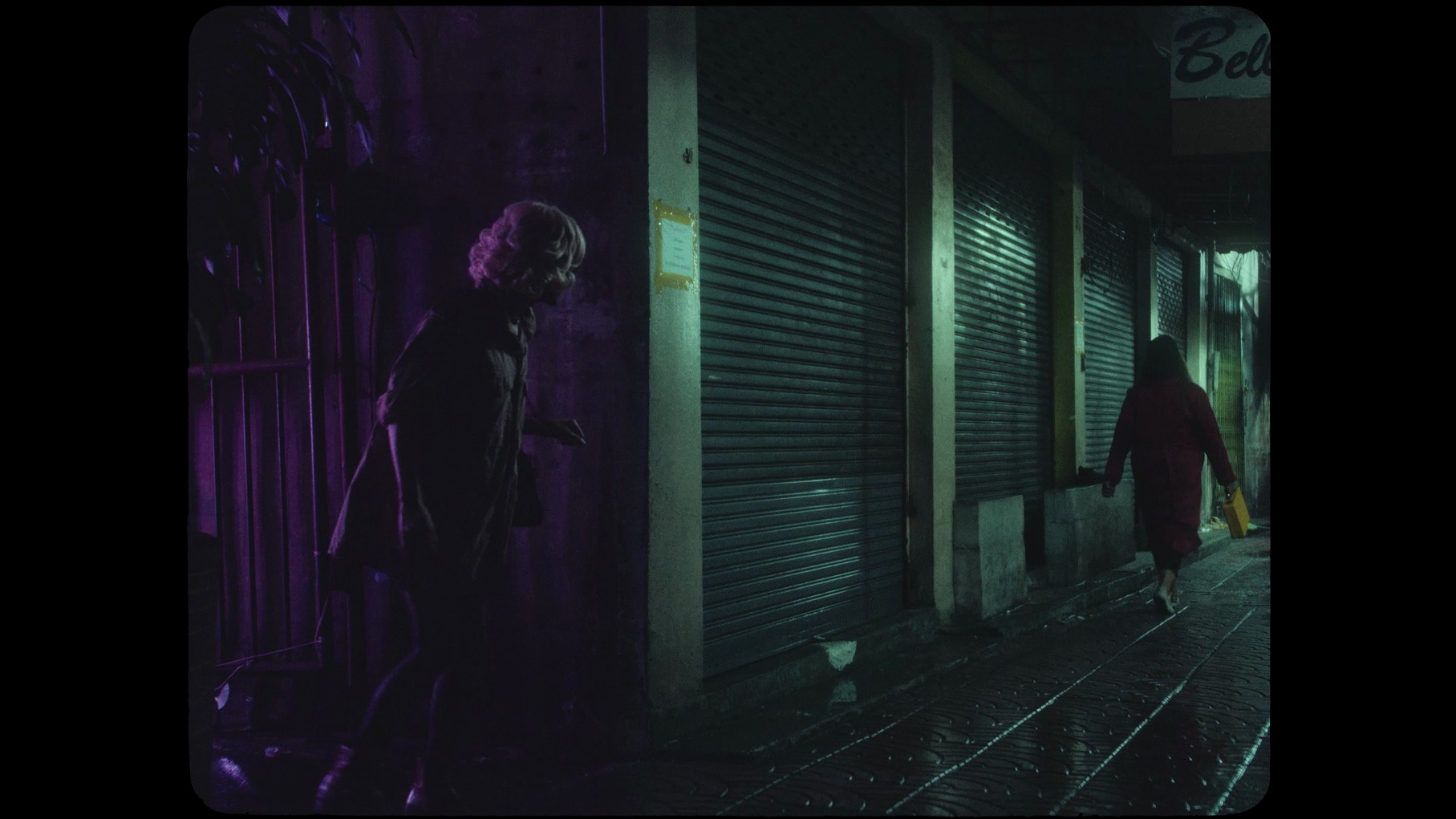 Red Aninsri (Aninsri Daeng)