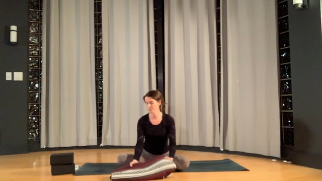 60 Minute Yin Yoga with Brenda Evans