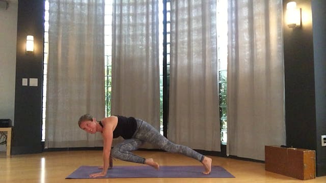 30 Minute Powerful Flow with Abbey Spiro