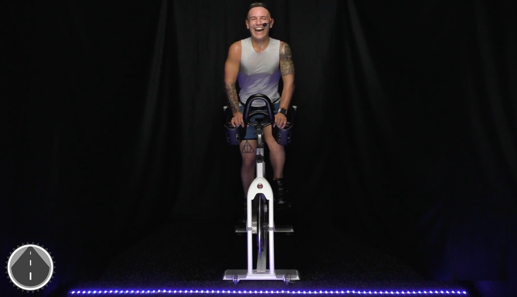 Hunter Cycle 45 *Ariana Grande*