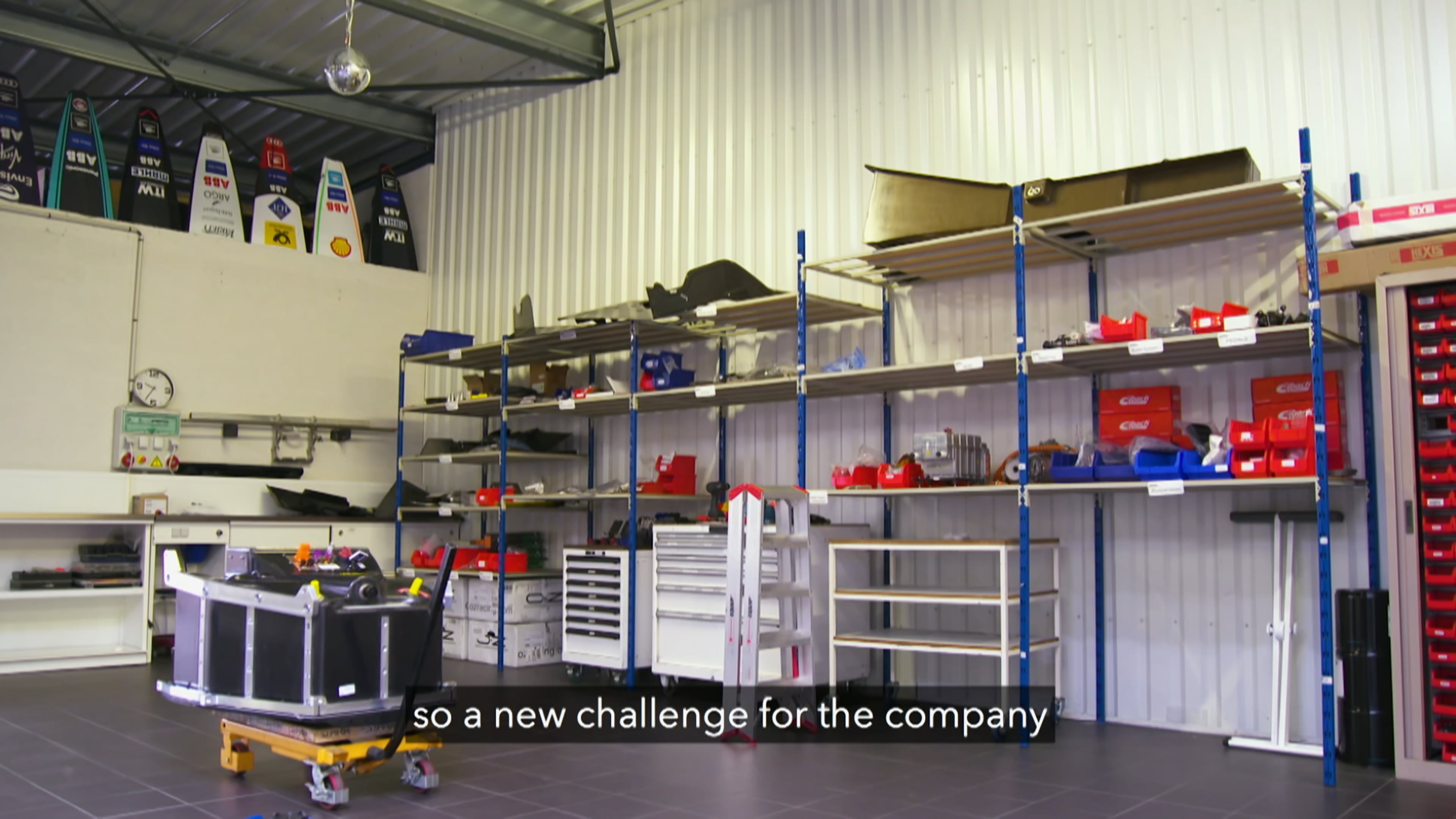 How to Build a Racing Car - Insight TV