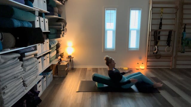 Restorative Yoga 45 Min 