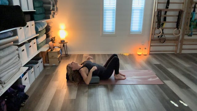 Yin Yoga: Shoulder Focus 