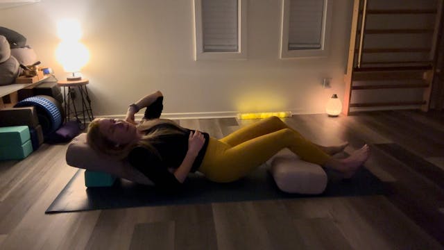 Restorative Yoga 60 min 