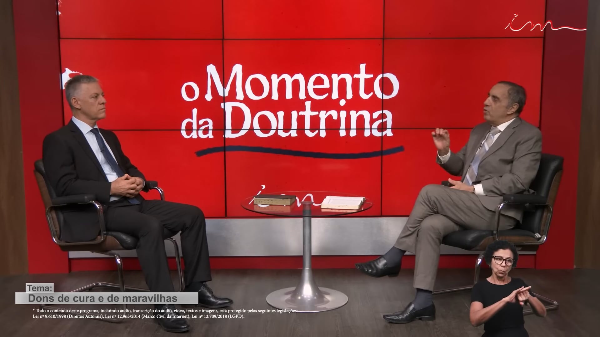 Dons de Curar e Maravilhas: A Cura que Edifica a Igreja