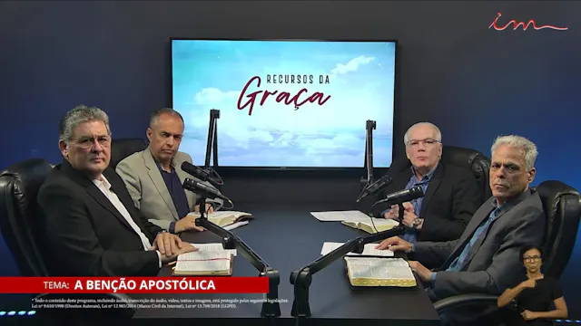 Bênção Apostólica: A Trindade em Ação