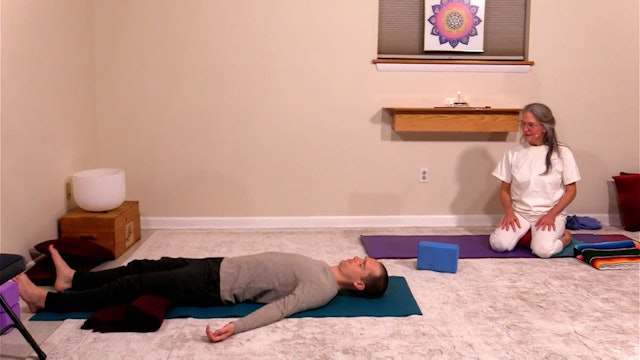 Free Your Joints - Part 2: Back, Pelvis, Neck & Shoulders with Dhivya Berthoud
