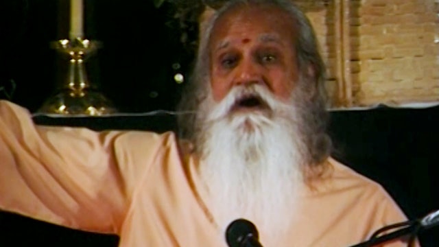 There is only one Guru & Changing one's karma: Satsang with Swami Satchidananda
