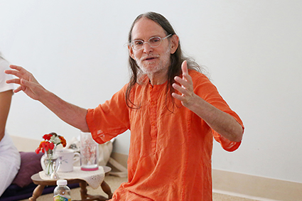 Swami Asokananda, Senior Sannyasi, E-RYT 500