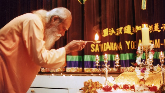 Christ Consciousness and Yoga: a Satsang Talk with Swami Satchidananda