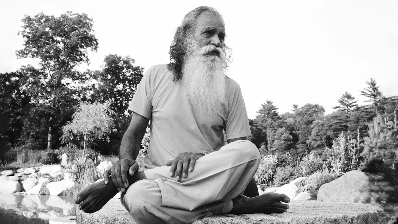 The Moon As Mind Satsang with Swami Satchidananda Sri Swami