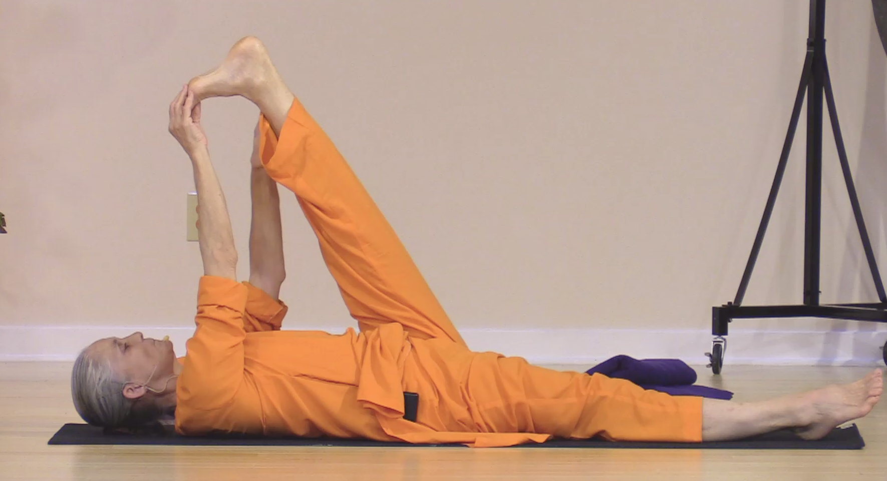 Hatha Yoga - Level 2-3 with Saci Murphy - June 22,  2020