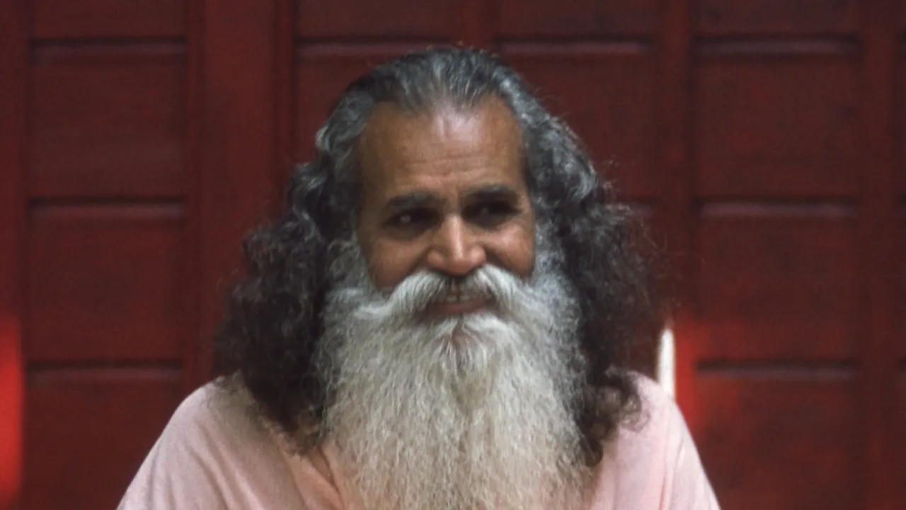 Cleaning the mind with Pratyahara Satsang with Swami Satchidananda