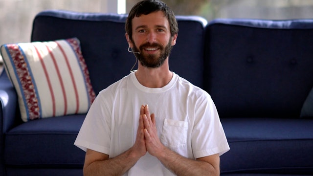 Hatha Yoga Tips: Hari Om Mantra with Zac Parker