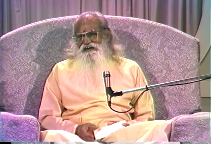 How Healing Happens & Fearlessness: Satsang with Sri Swami Satchidananda