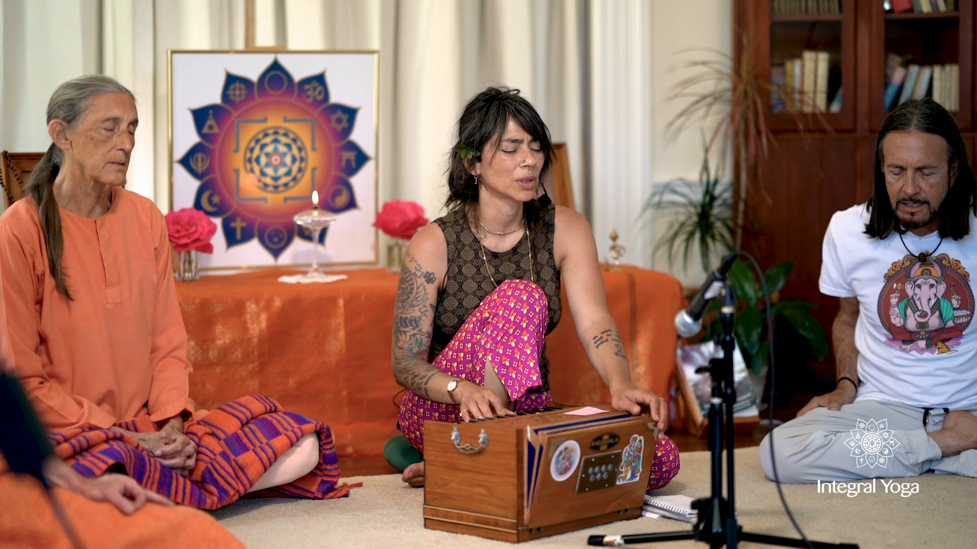 The Integral Yoga Community Sangha Kirtan I with Astrud Castillo