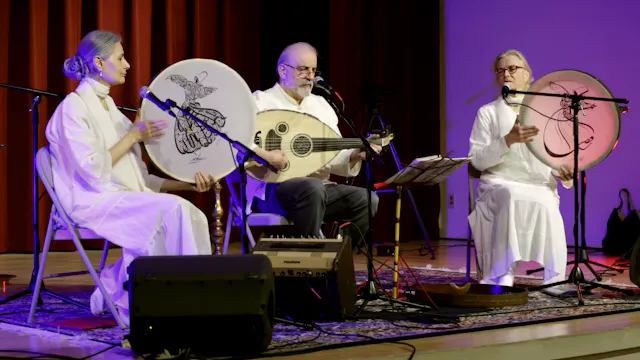 Sounds of the Soul: Amir Vahab in Con...