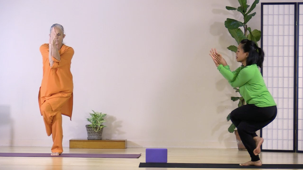 Hatha Yoga - Mixed Level with Saci Murphy - May 21, 2020