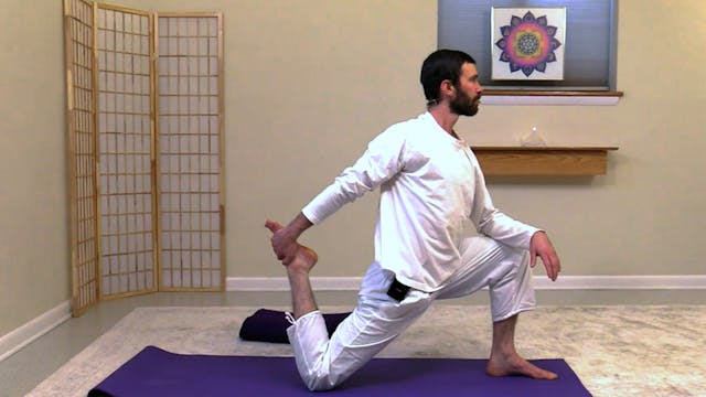 Hatha Yoga - Level 3 with Zac Parker ...