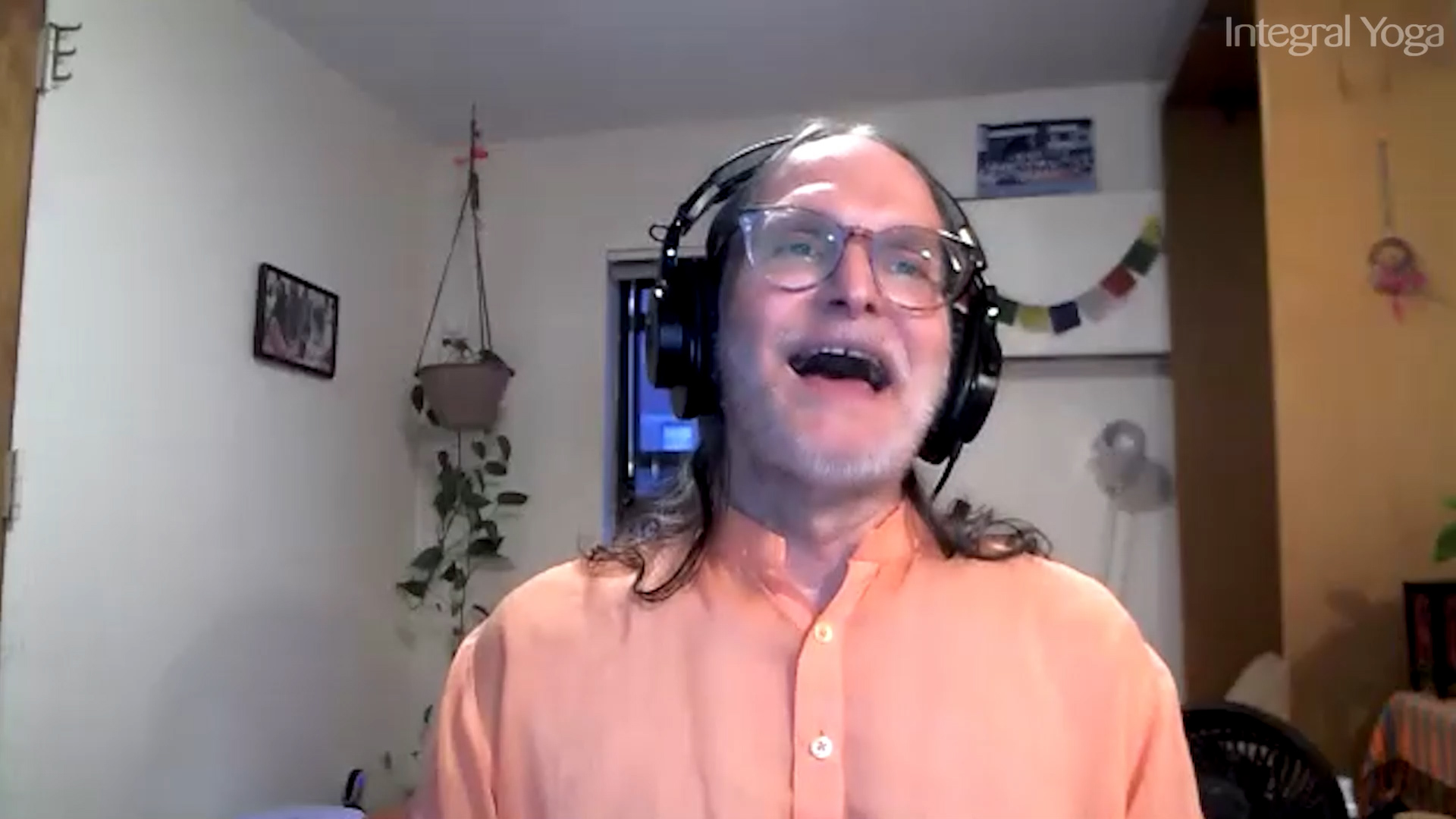 Stories of Sri Gurudev with Swami Asokananda