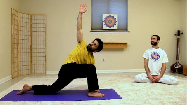 Hatha Yoga - MIxed Level with Zac Par...