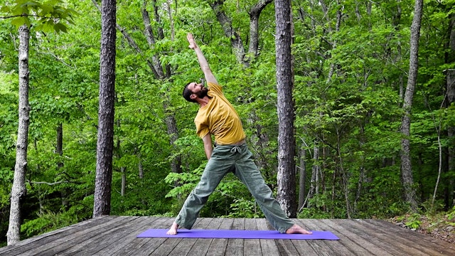 Hatha Yoga - Energizing Mixed Level class with Zac Parker