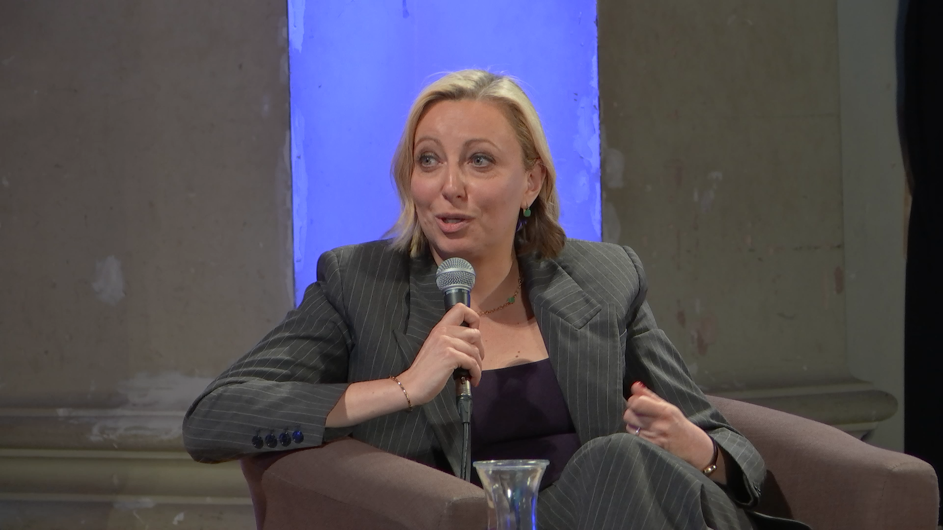 The Intelligence Squared Economic Outlook, Leadership Special - Francine Lacqua