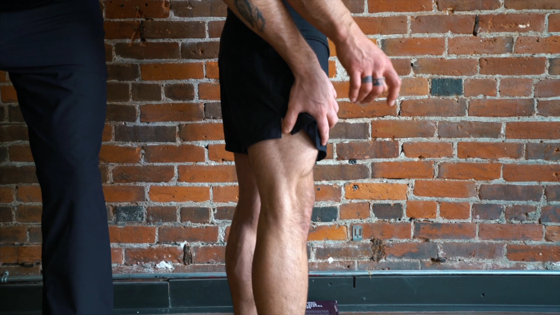 L6: Knee Flexion/Extension “Butt Kickers”