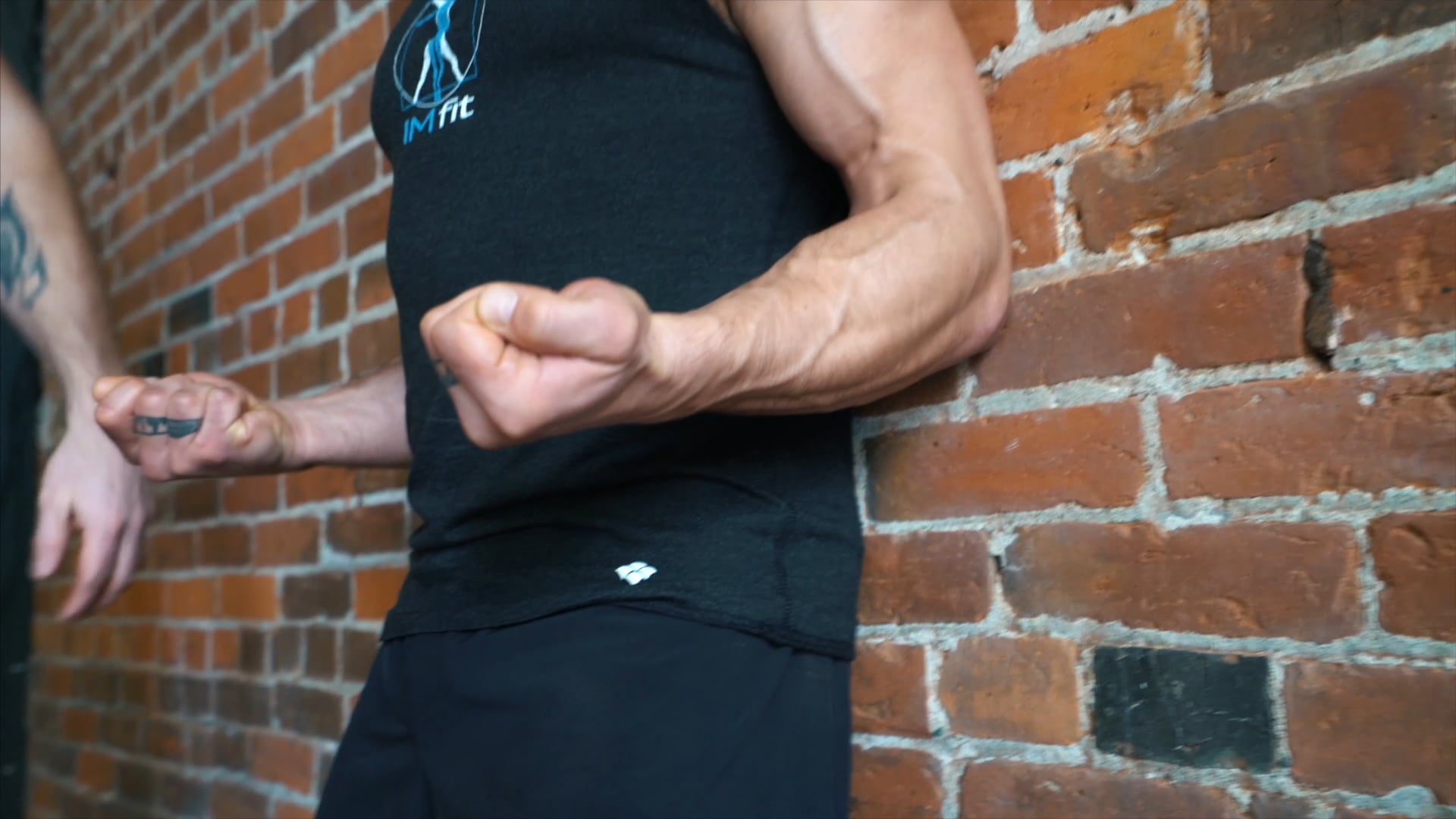 A11: Forearm Supination/ Pronation  “Screwdriver”