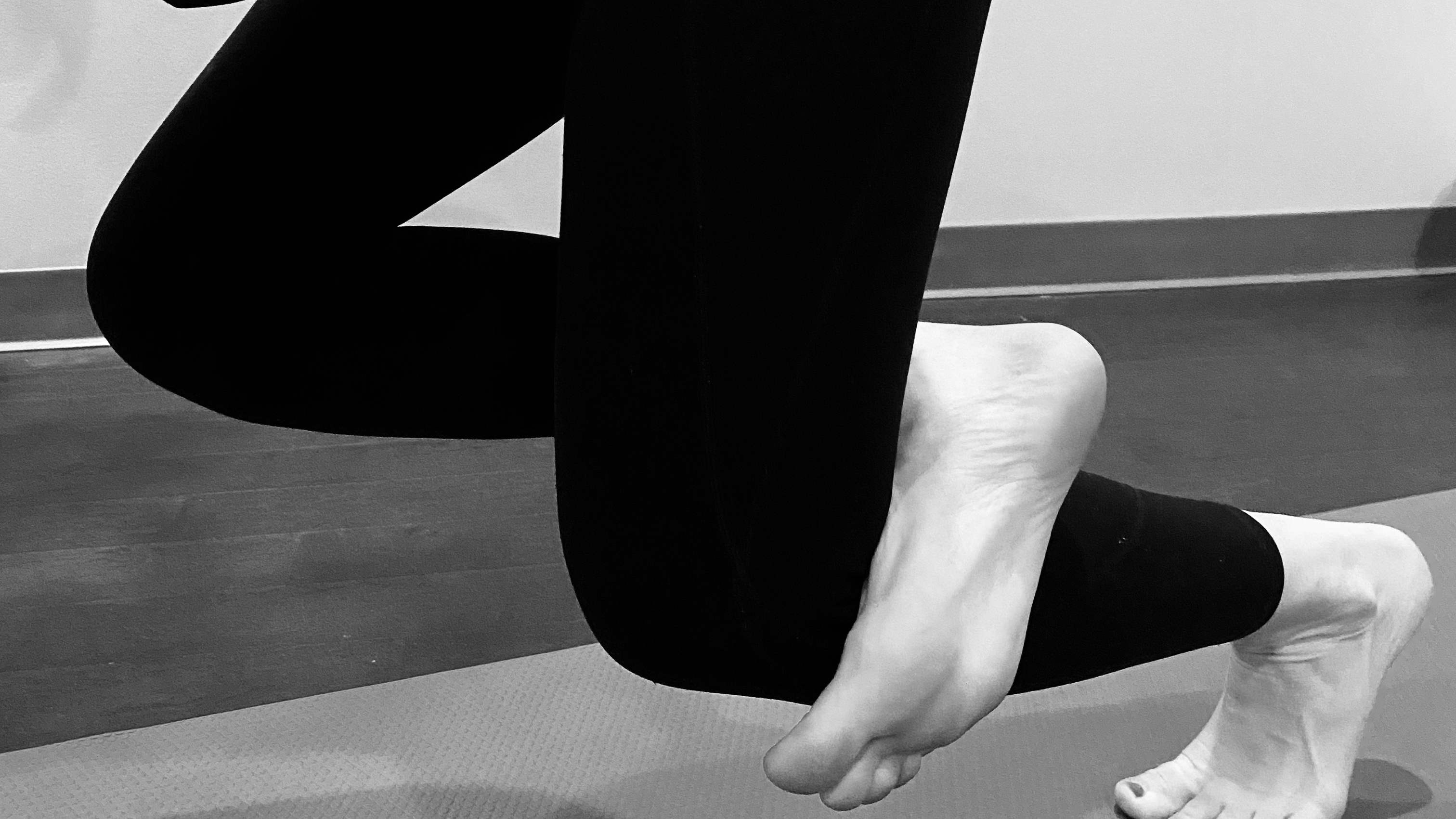 How do I fix that? Legs and Knees w/ Brittany K. (All Levels)